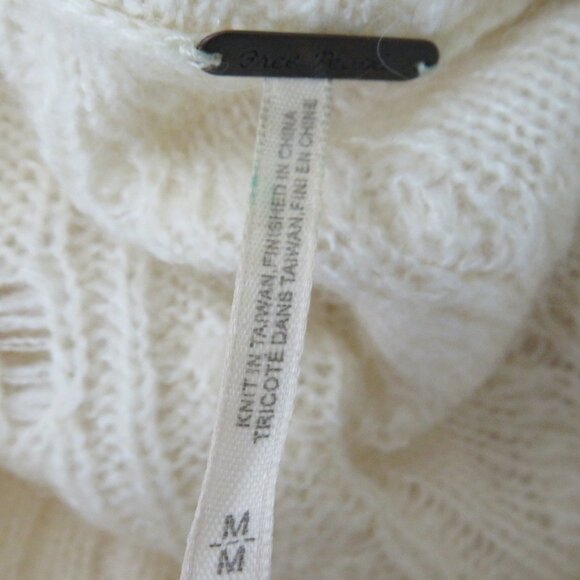 Free People Size Medium Distressed Cable Knit Sweater Ivory Destroyed Funnel - Picture 6 of 7